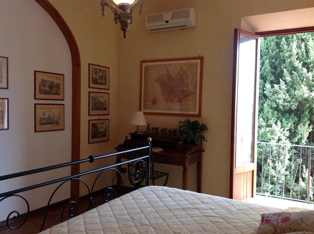 הוילה Montisi La Romita Ospitalita Rurale Familiare חדר תמונה